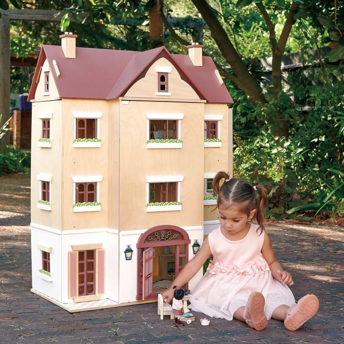 Fantail Hall Wooden Dolls House