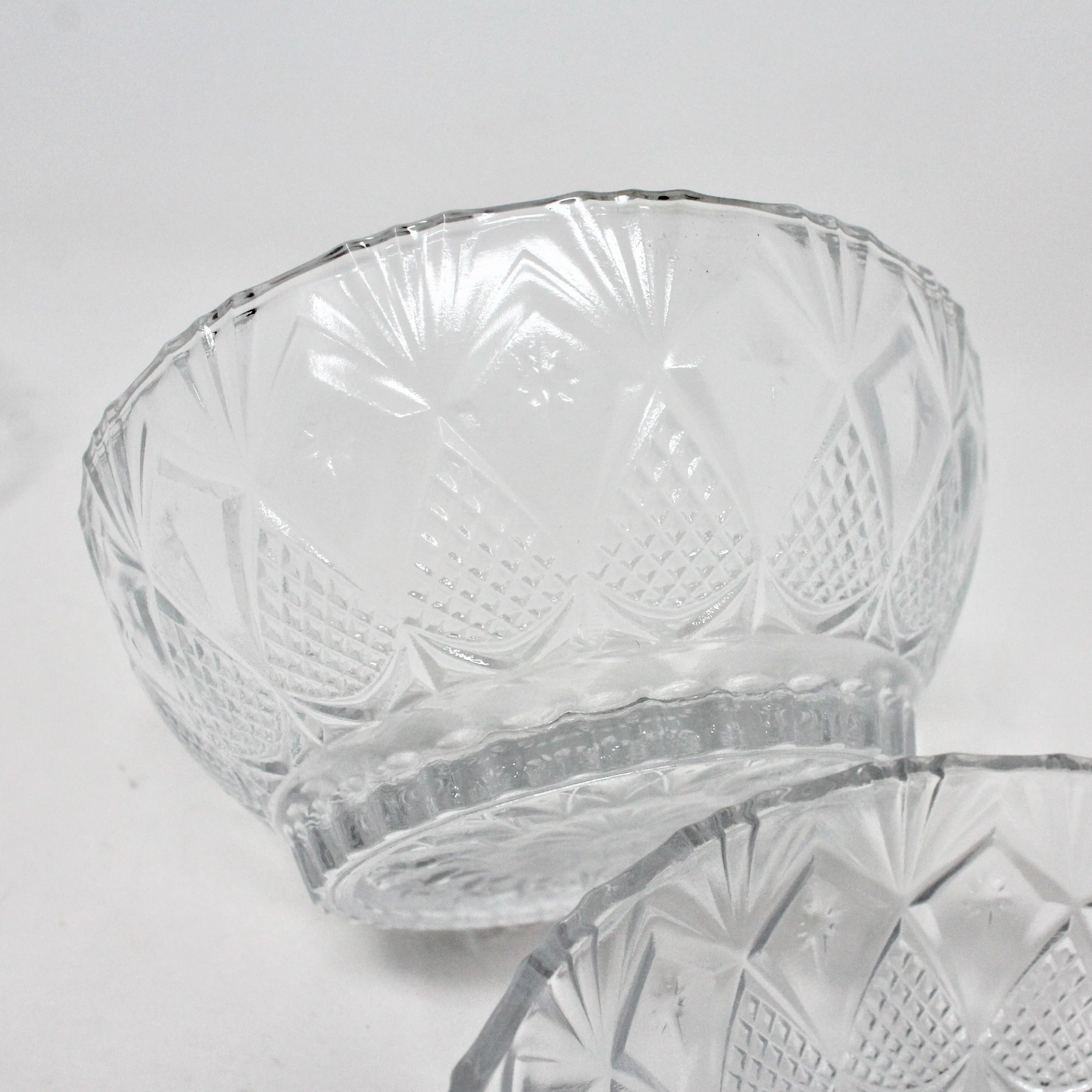 Fruit/Dessert Bowls, Pineapple Fan Clear Pattern, Set of 4