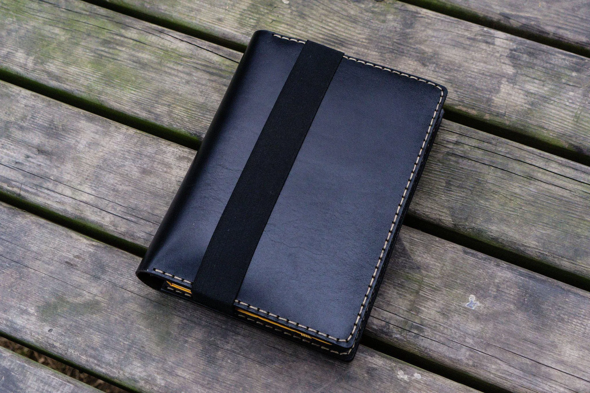 Leather Hobonichi Cousin A5 Planner Cover - Black