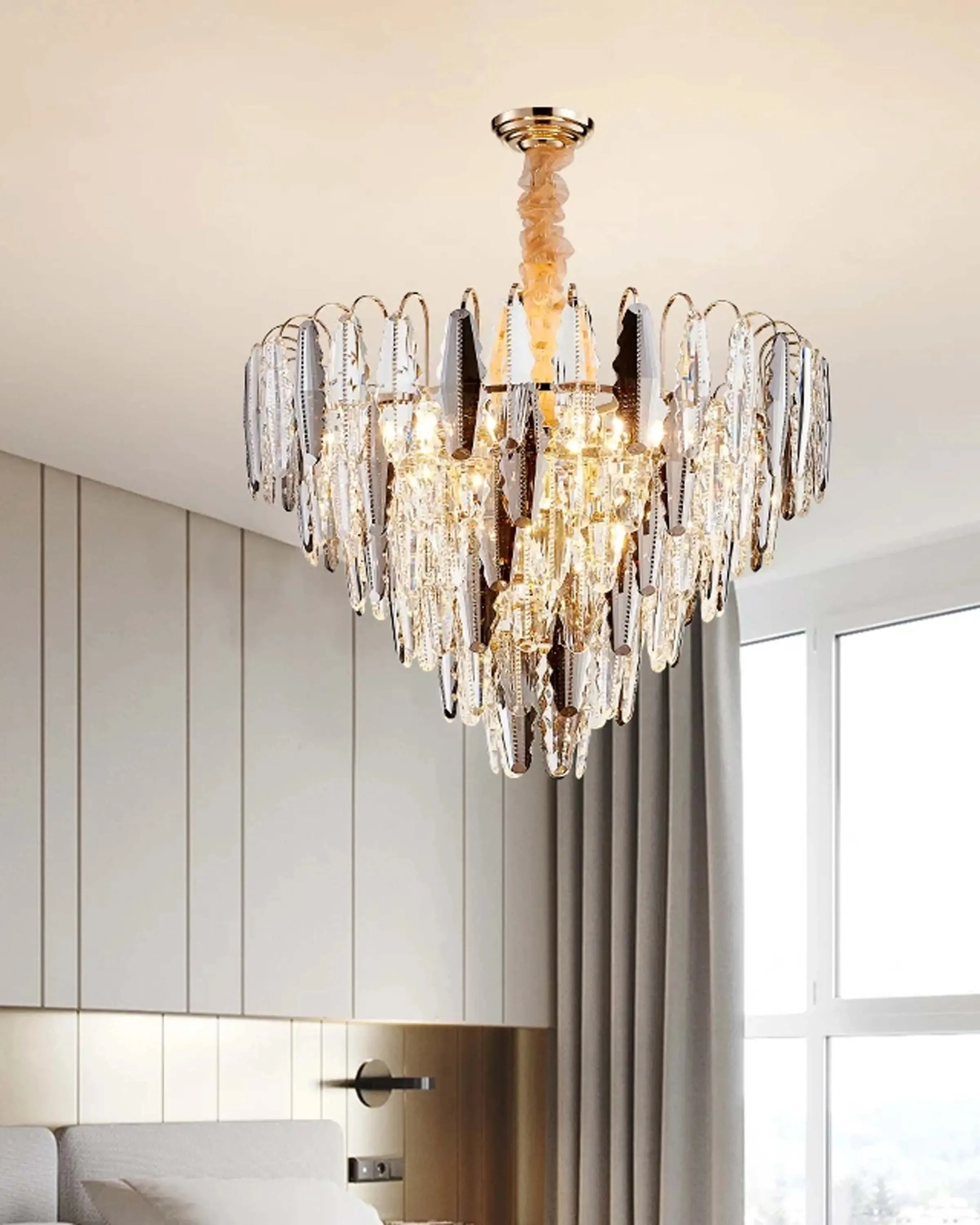 Matterhorn Classic Crystal Glass Chandelier Light