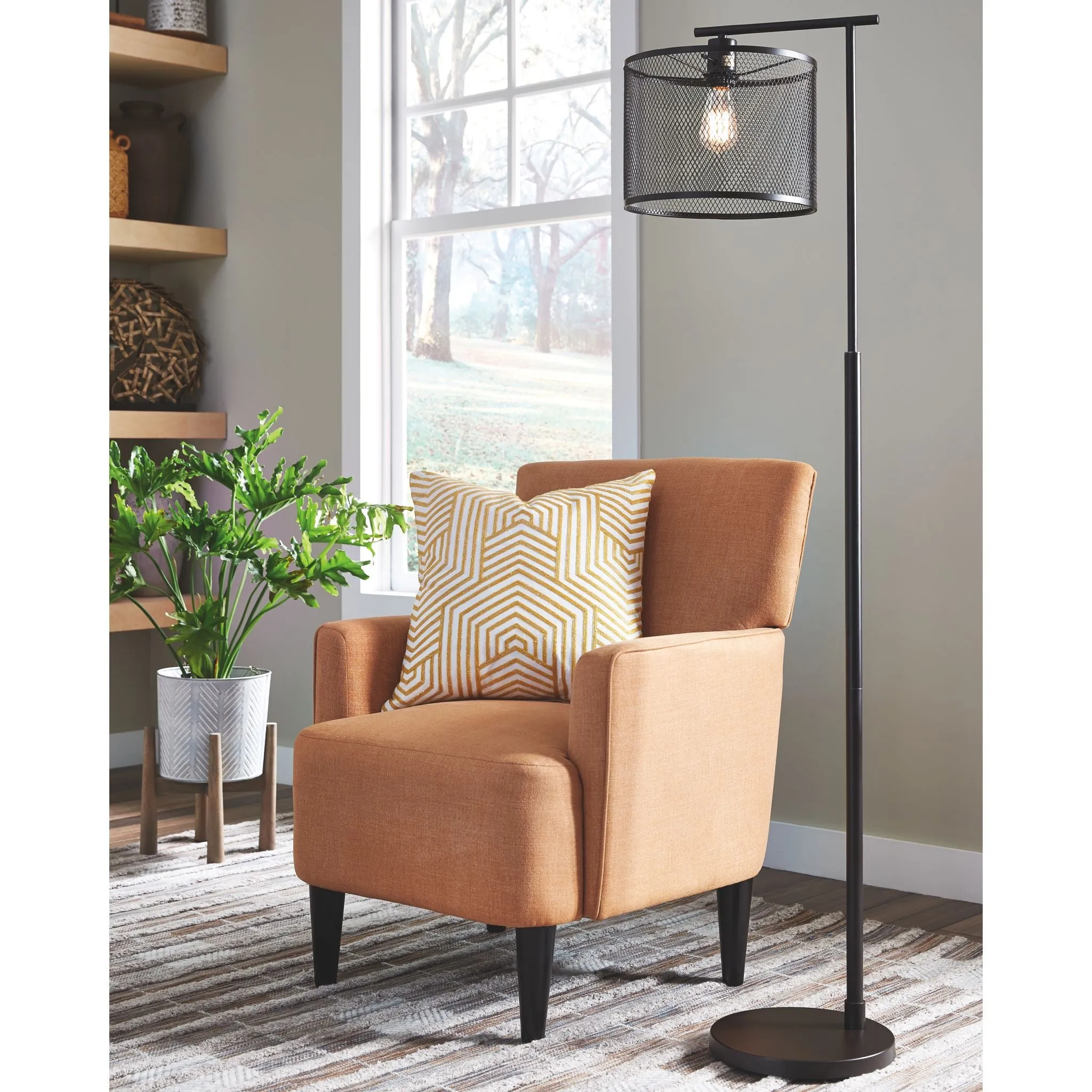 Nolden Floor Lamp