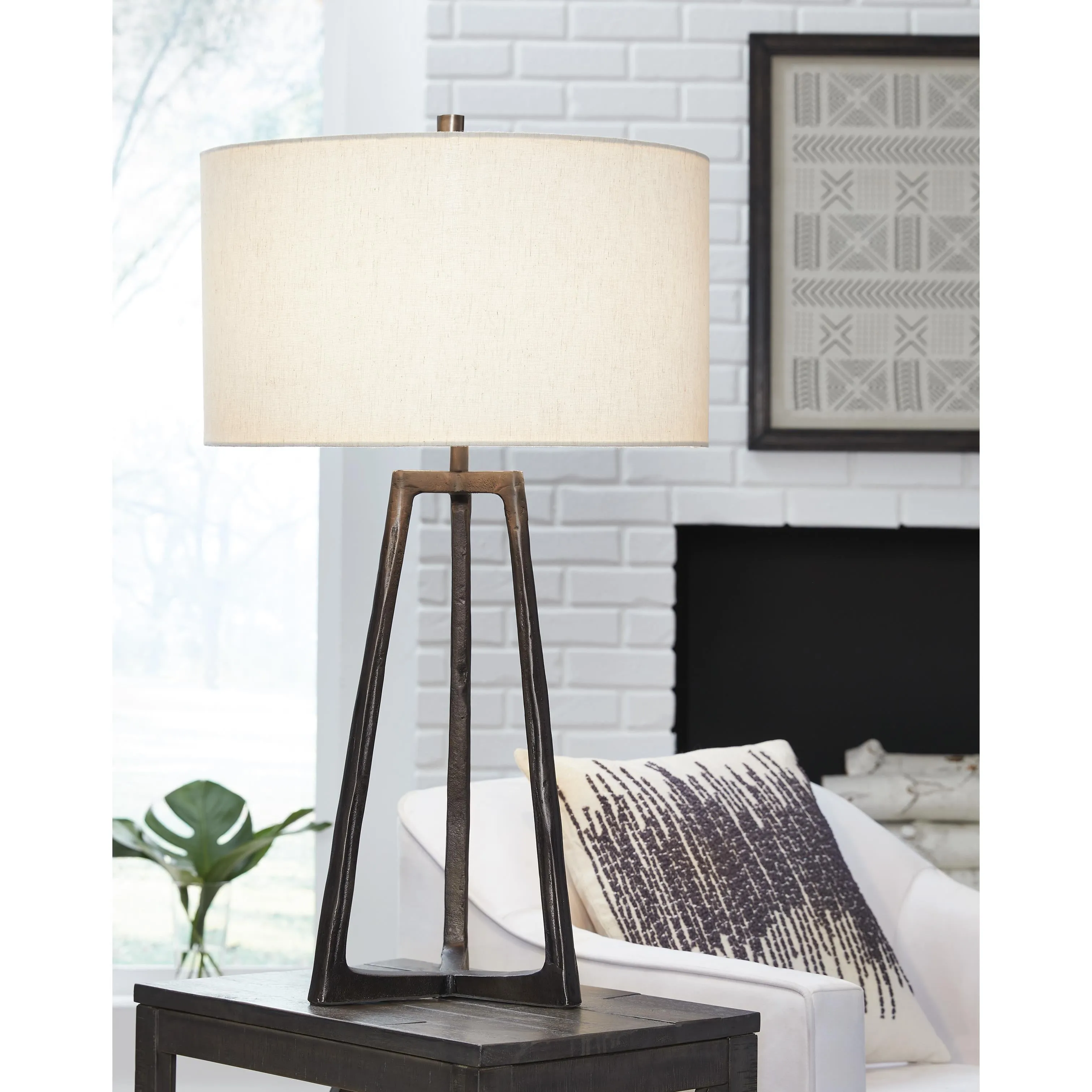 Signature Design by Ashley Ryandale Table Lamp L208344