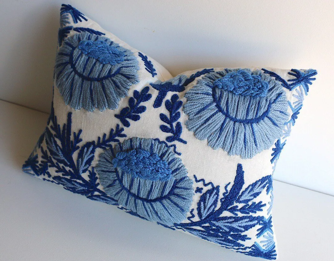 Swedish wool pillow cover / Schumacher pillow cover / Blue and White Pillow cover / Swedish Country Decor