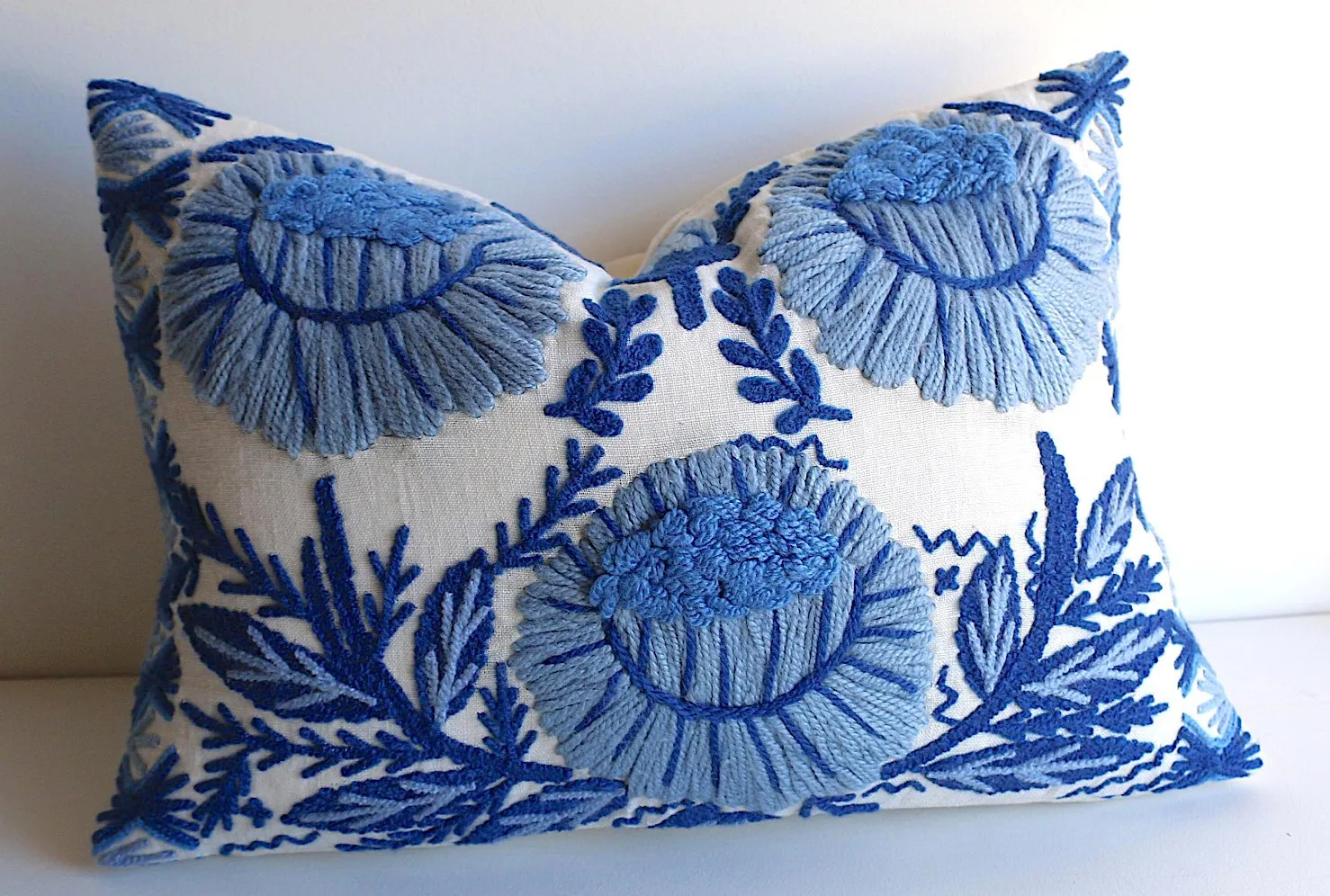 Swedish wool pillow cover / Schumacher pillow cover / Blue and White Pillow cover / Swedish Country Decor