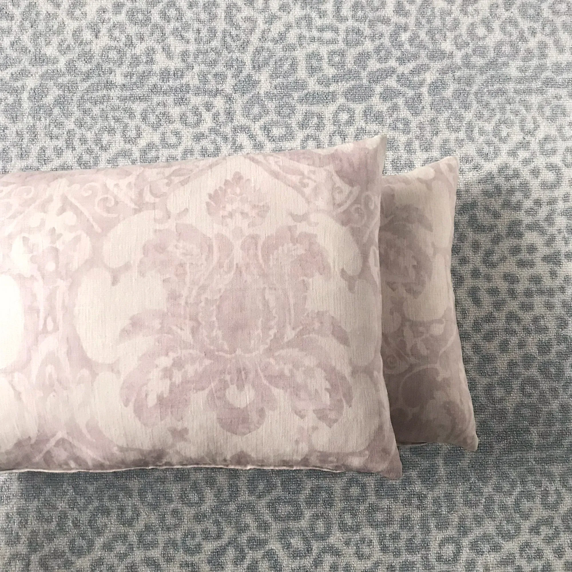 Venetian Watercolor Damask Lumbar Pillow Cover 15x26