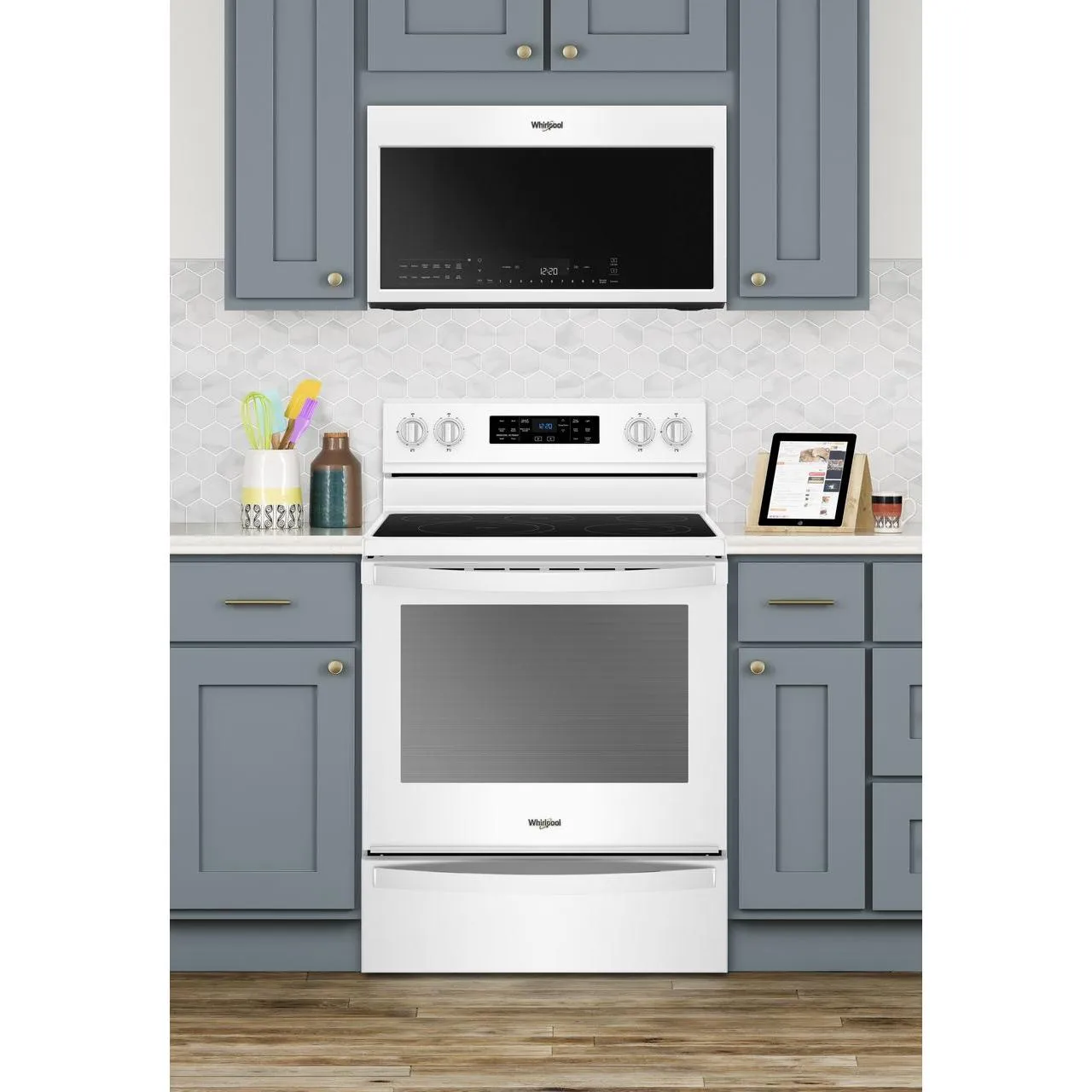 Whirlpool 30-inch Freestanding Electric Range with Frozen Bake™ Technology YWFE775H0HW